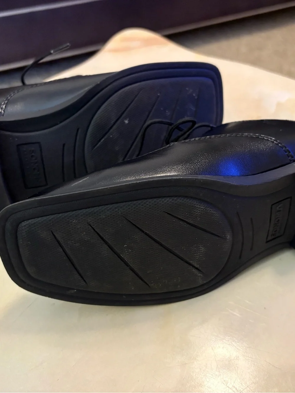 Sonoma boys black dress shoes-TIE-size 4 -excellent condition